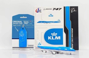 KLM Boeing B747-400 "100 Years"  Flaps Down PH-BFG (with limited edition Aviationtag) JC4KLM0117A JC Wings Scale 1:400