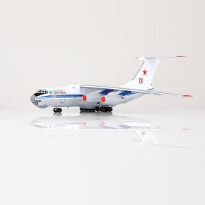 Russian Air Force Ilyushin IL-76 Reg: Red01 L2095 SQ Wings 1:200