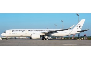Lufthansa Airbus A350-900 D-AIVD CleanTechFlyer Die-Cast JC Wings SA4DLH008 Scale 1:400