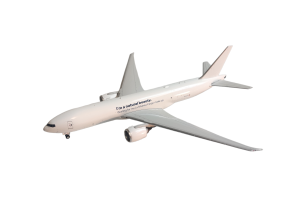 Lufthansa Cargo Natural Beauty Boeing 777-F1H White Body A7-BFG Die-Cast Phoenix 04480 Scale 1:400