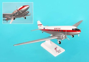 Skymarks Qantas DC-3