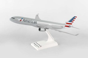 American Airlines Airbus A330-300 w/Stand Skymarks SKR872 Scale 1:200