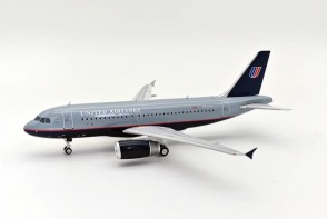 United Airlines Airbus A319-131 N820UA With Stand InFlight200 IF319UA0523 Scale 1:200