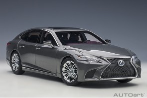 White Lexus LC500h Manganese Luster Metallic/Crimson & Black Interior AUTOart 78867 scale 1:18