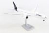 Lufthansa Boeing 777-9 with stand & gears D-ABTA Hogan HGDLH010 scale 1:200