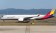 Asiana Airlines Airbus A350-900 HL8360 with stand Aviation400 AV4090 scale 1:400